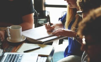 Co daje codzienne jedzenie gorzkiej czekolady?