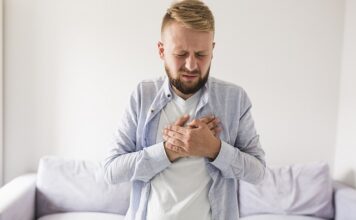 Jakie są objawy niedoboru witaminy C?