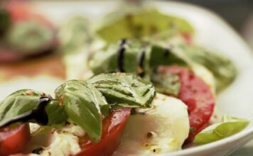 Czy ocet usuwa glony?